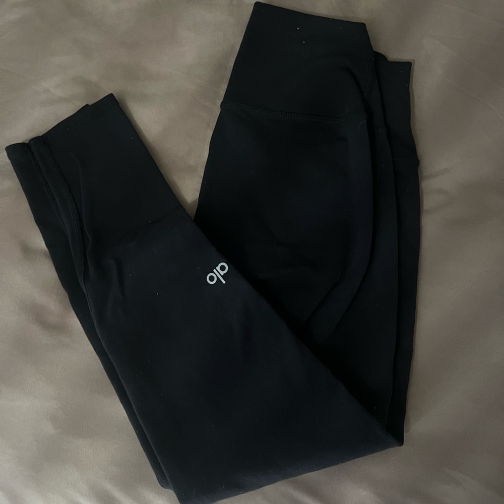 ALO Yoga Jet Black Leggings